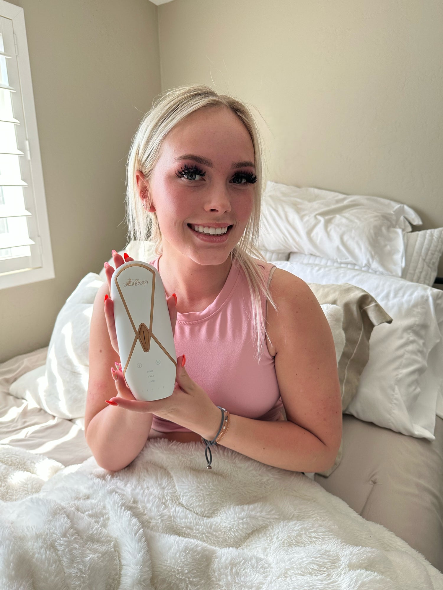 Load video: Real Video Review by Maddy after using the Elegtime IPL Hair Removal Handset.